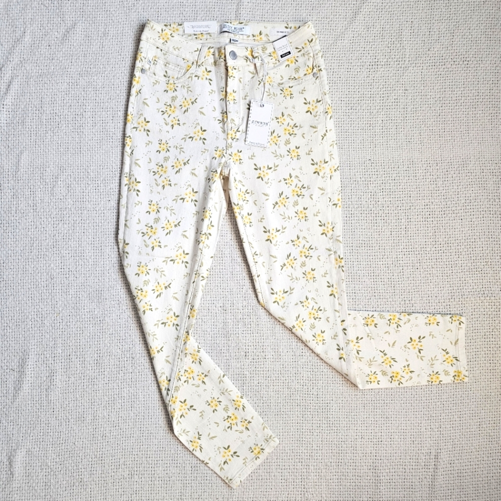Judy Blue Skinny Jeans Wildflower Size 3 Size 5 Size 7 Size 9 Size 11 Size 13 - Picture 3 of 15